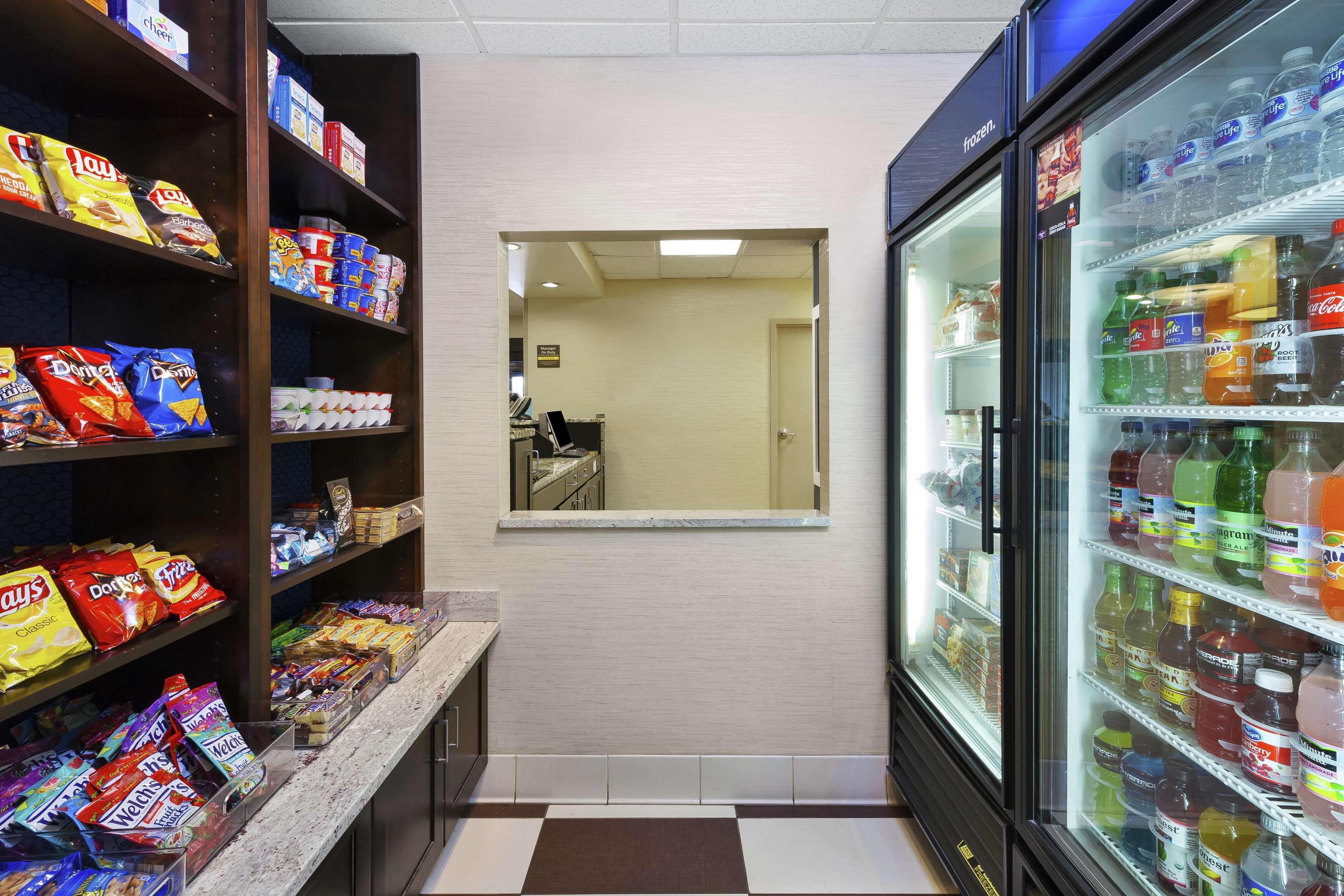 Hampton Inn Clinton Εξωτερικό φωτογραφία